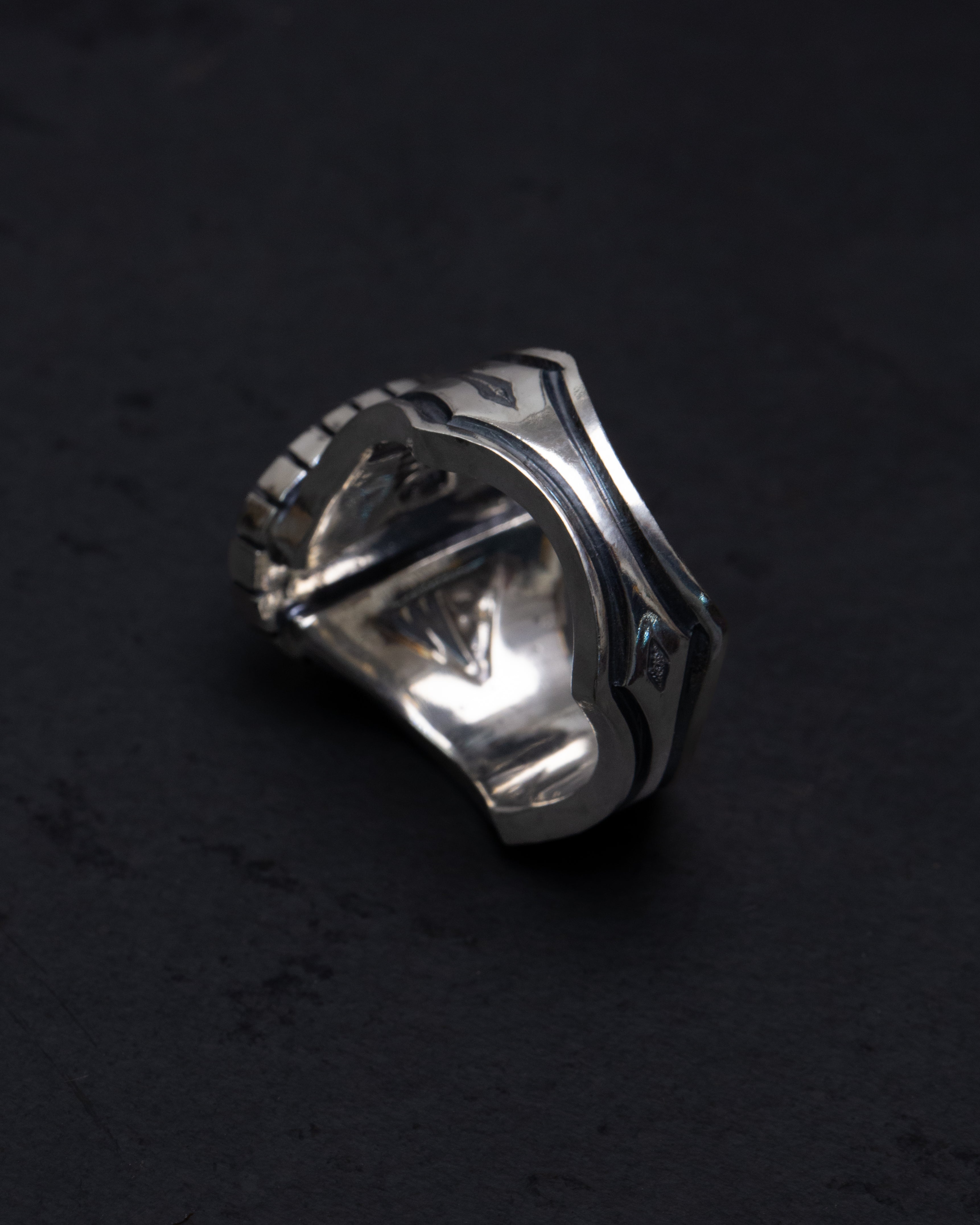 Size 11.5 Maw Sit Sit Sterling Silver Ring w/ Picket Style Castellated Bezel