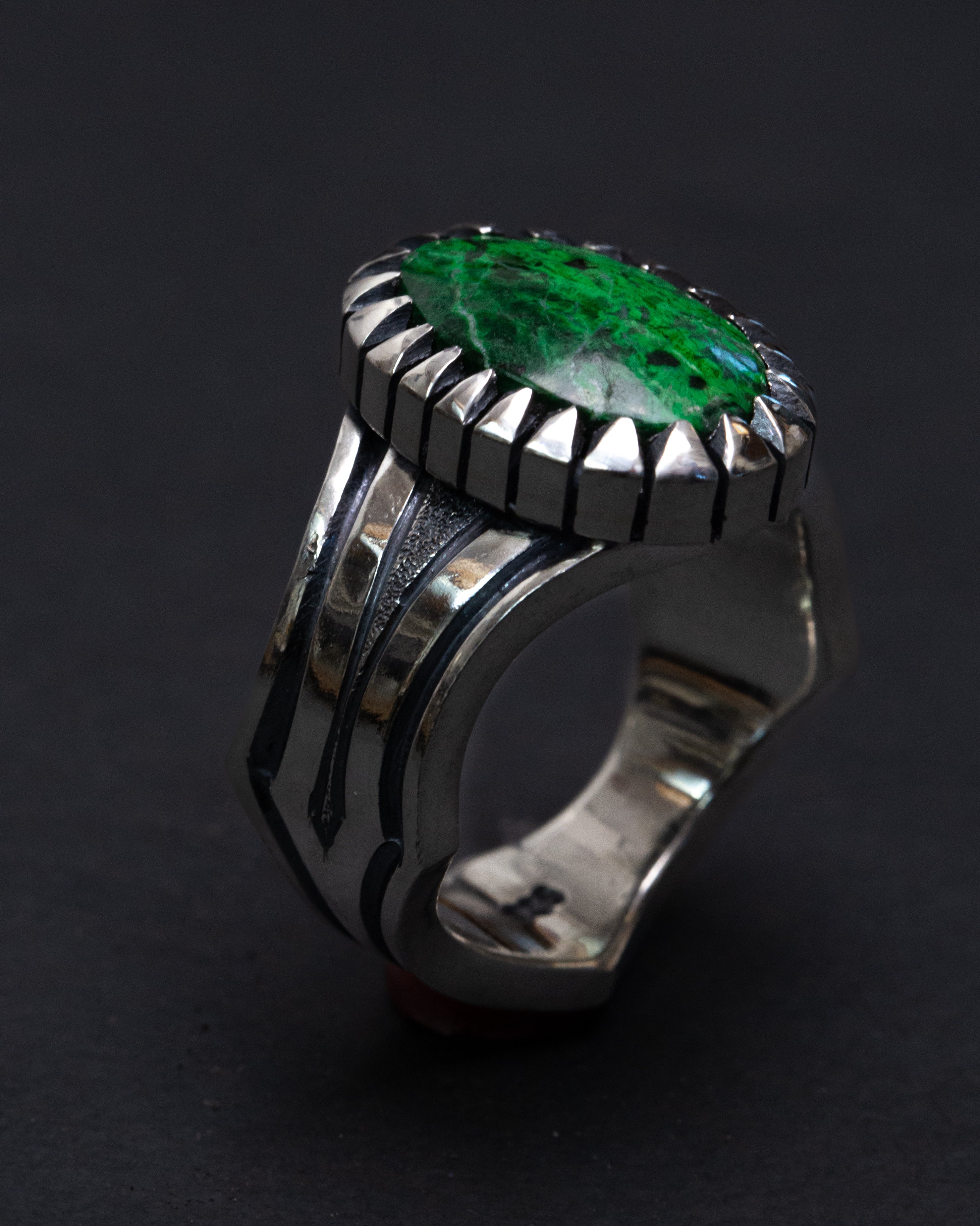 Size 11.5 Maw Sit Sit Sterling Silver Ring w/ Picket Style Castellated Bezel