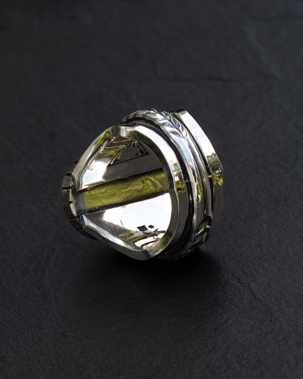 Heavy Duty Size 10 Natural Chrysoprase Ring With Picket Style Castellated Bezel