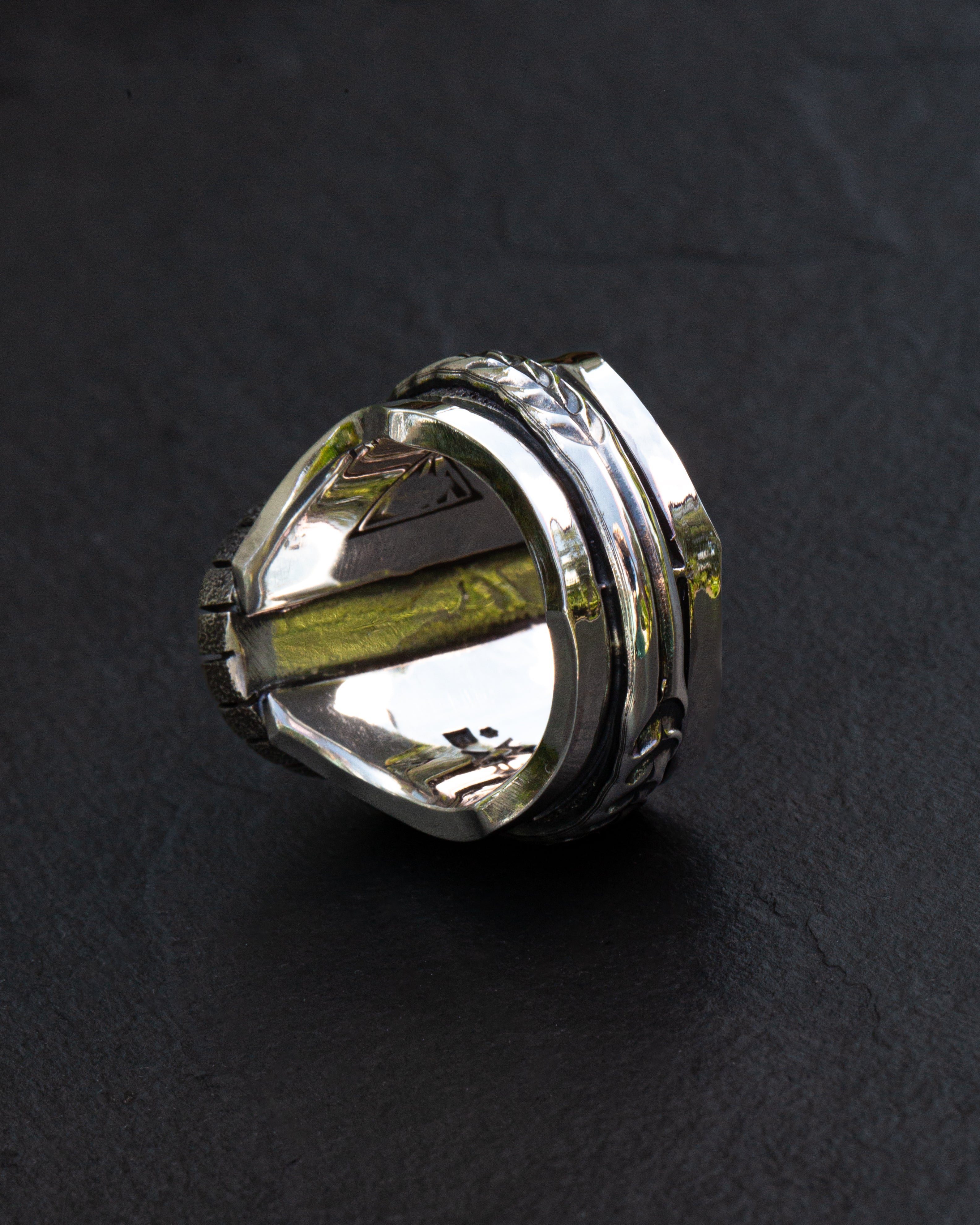 Heavy Duty Size 10 Natural Chrysoprase Ring With Picket Style Castellated Bezel