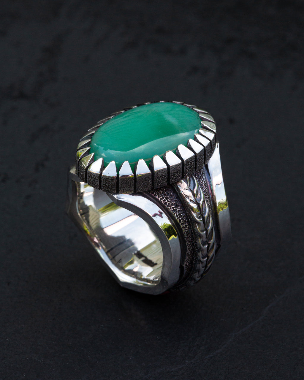 Heavy Duty Size 10 Natural Chrysoprase Ring With Picket Style Castellated Bezel