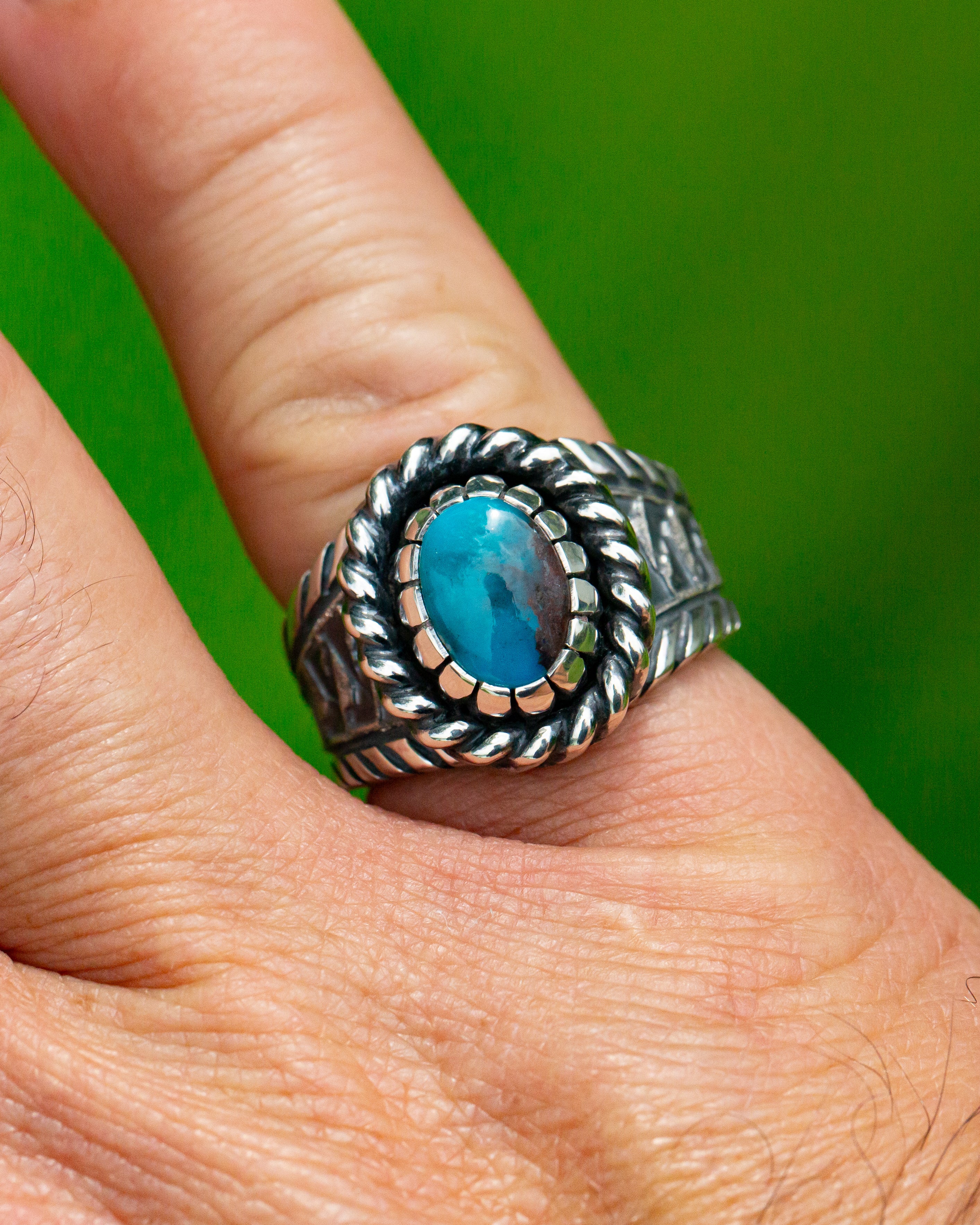 Size 9.5 High Grade Bisbee Turquoise Statement Ring With Castellated Bezel