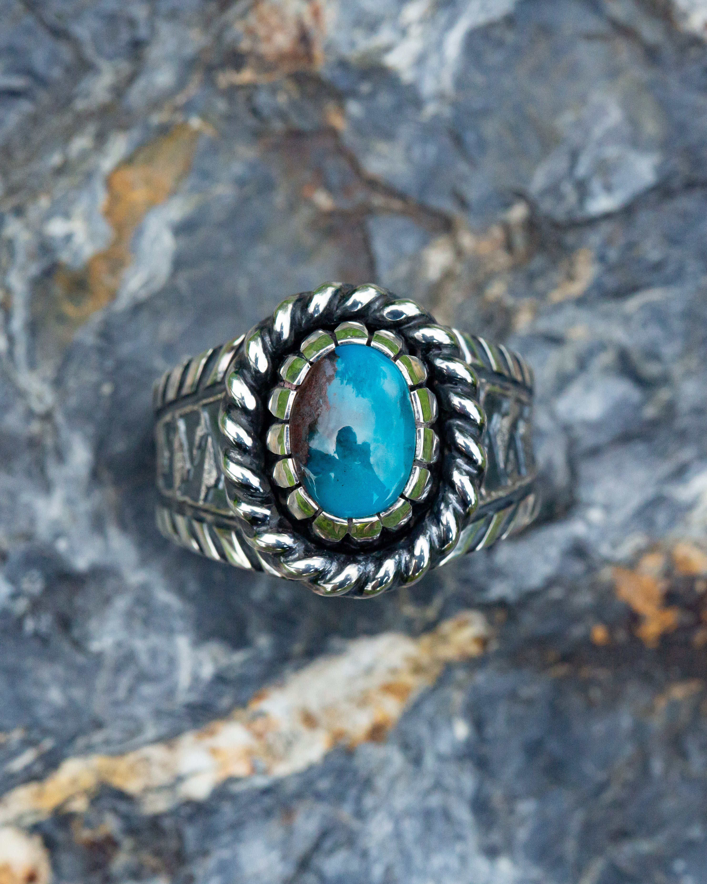 Size 9.5 High Grade Bisbee Turquoise Statement Ring With Castellated Bezel