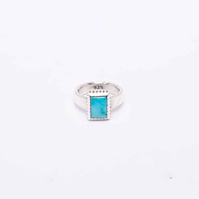 Size 7.5 Natural Carico Lake Turquoise Ring With Castellated Bezel Simple Smooth Band