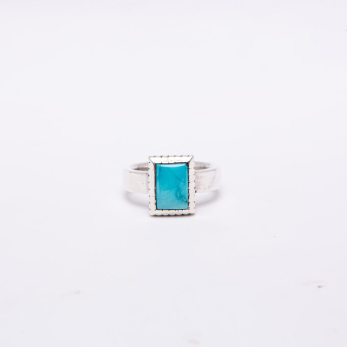 Size 7.5 Natural Carico Lake Turquoise Ring With Castellated Bezel Simple Smooth Band